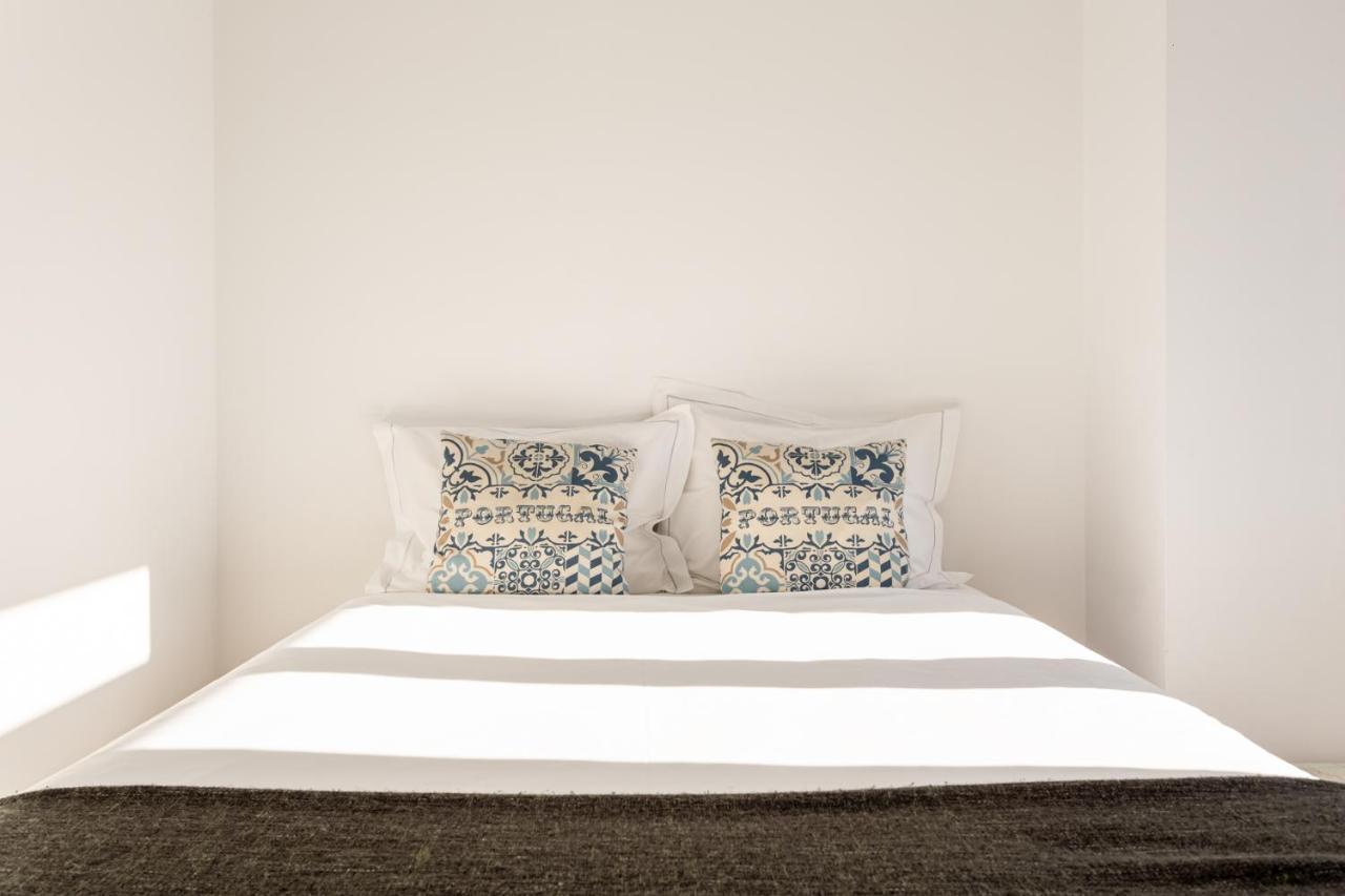 Joivy Chic 2Br Apt In Bairro Alto, 2Mins To Sao Pedro De Alcantara Viewpoint Lissabon Exterior foto
