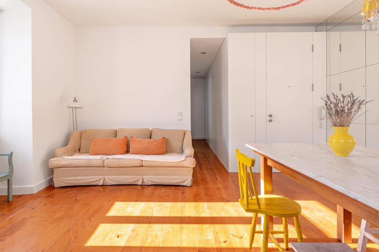 Joivy Chic 2Br Apt In Bairro Alto, 2Mins To Sao Pedro De Alcantara Viewpoint Lissabon Exterior foto